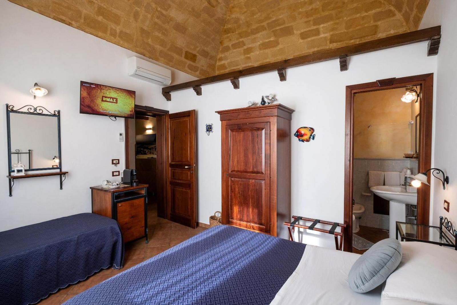 Ai Dammusi Rooms San Vito Lo Capo Exterior photo